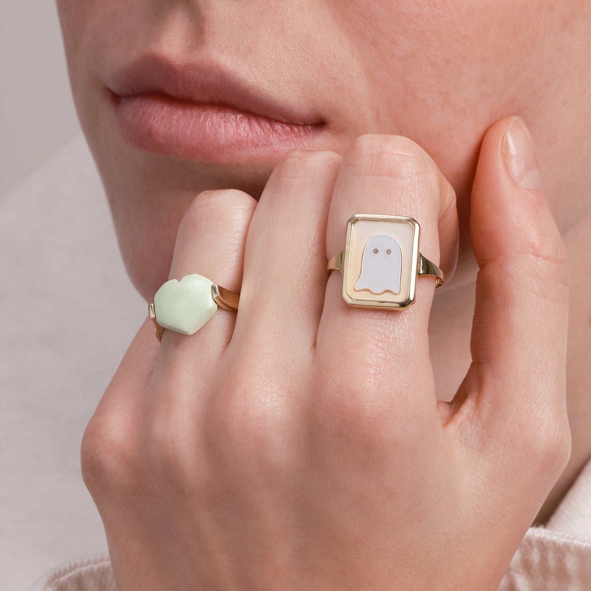 CAMEO PERLA FANTASMA RING