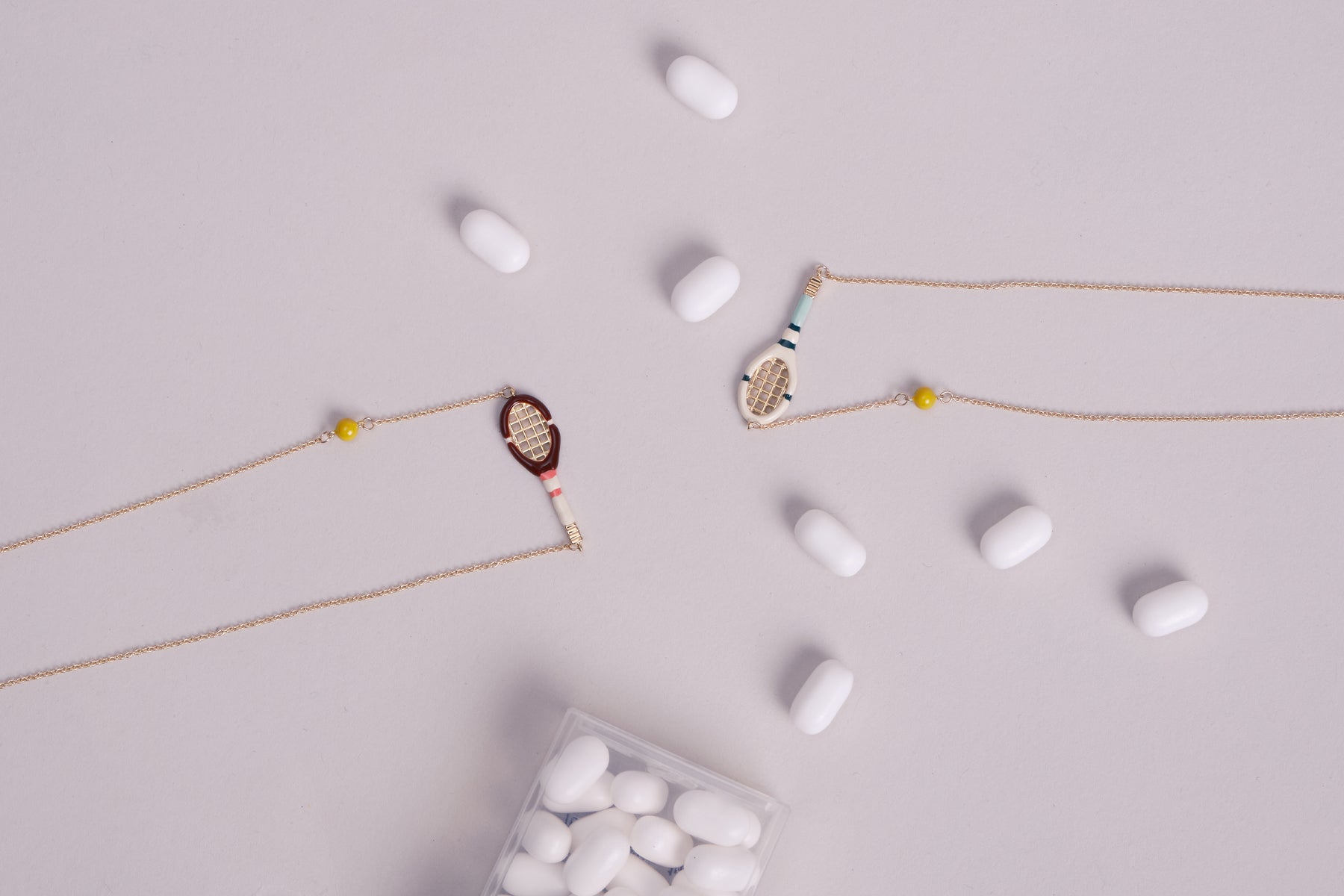 TENNIS PELOTA BURGUNDY NECKLACE