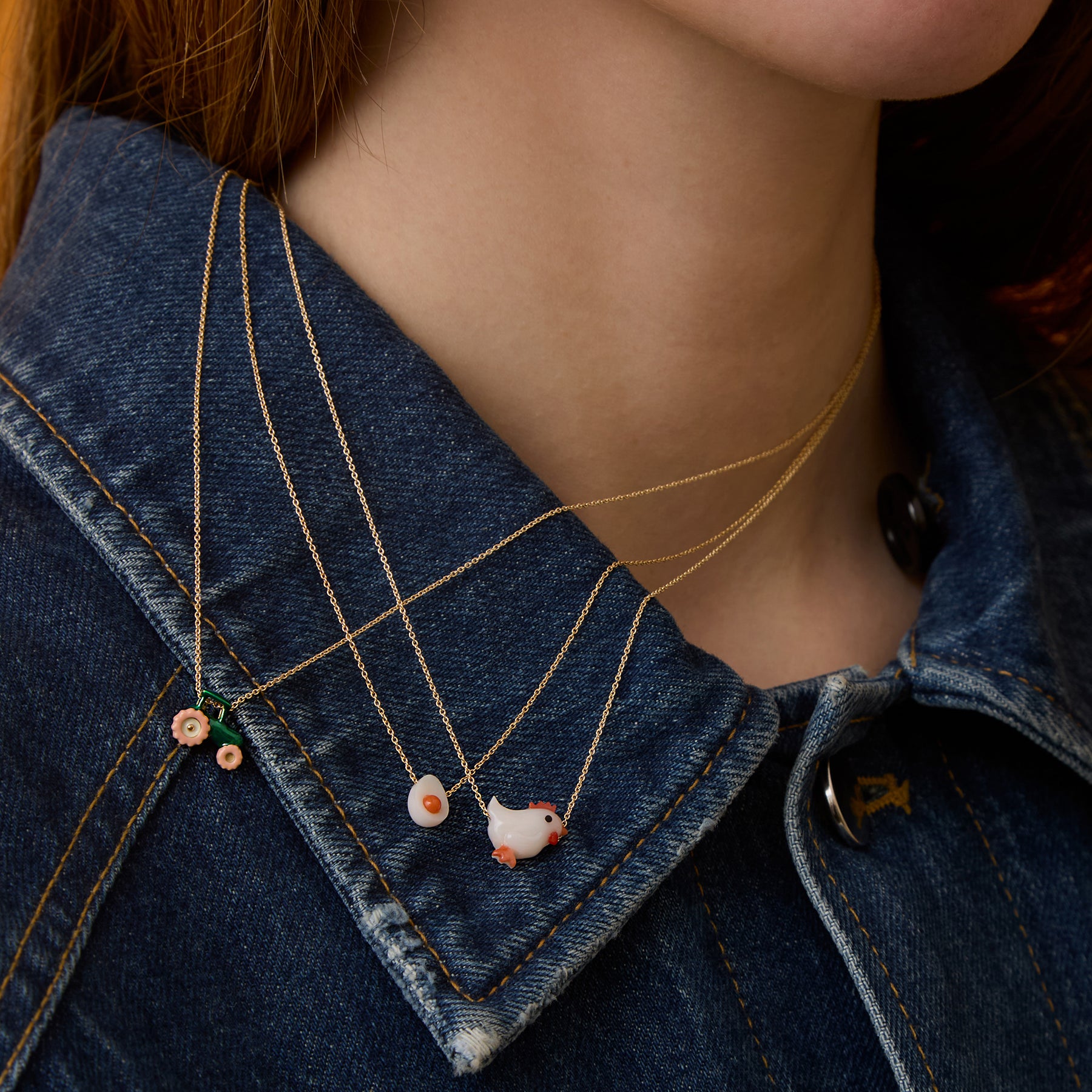 HEN NECKLACE